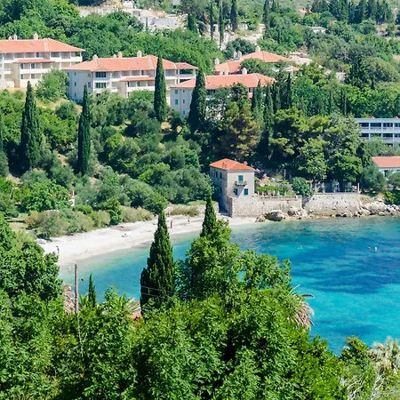 Arba Seaview Residences Apartman *