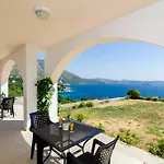 アパート Arba Seaview Residences *