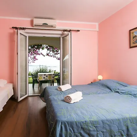 Arba Seaview Residences Apartamento Mlini