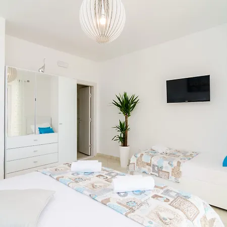Arba Seaview Residences ムリニ