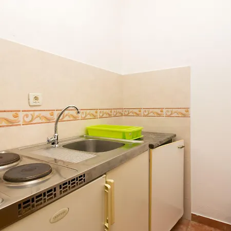 Arba Seaview Residences *