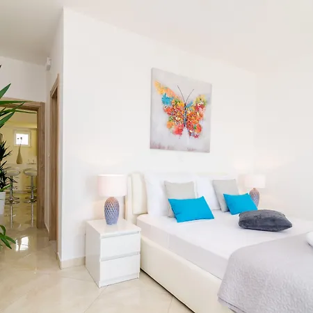 Arba Seaview Residences Apartamento