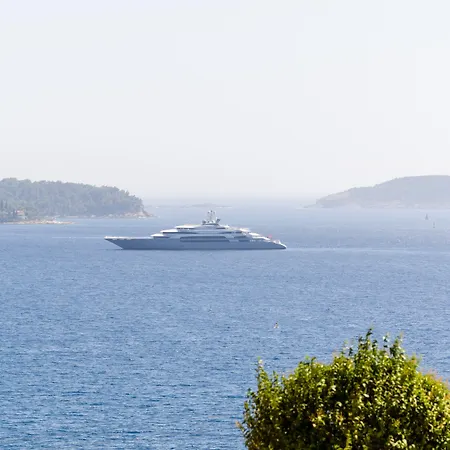 Arba Seaview Residences *