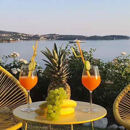 Arba Seaview Residences Apartamento *