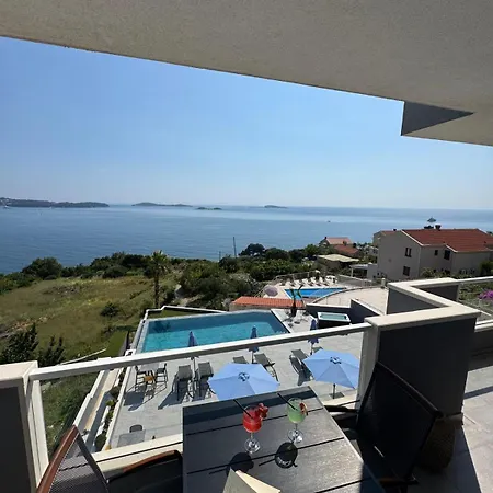 Arba Seaview Residences Appartamento