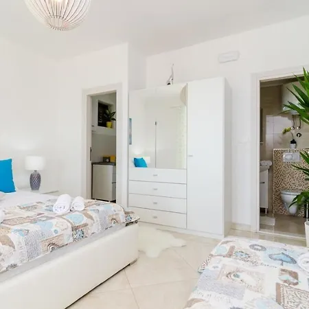 Appartamento Arba Seaview Residences